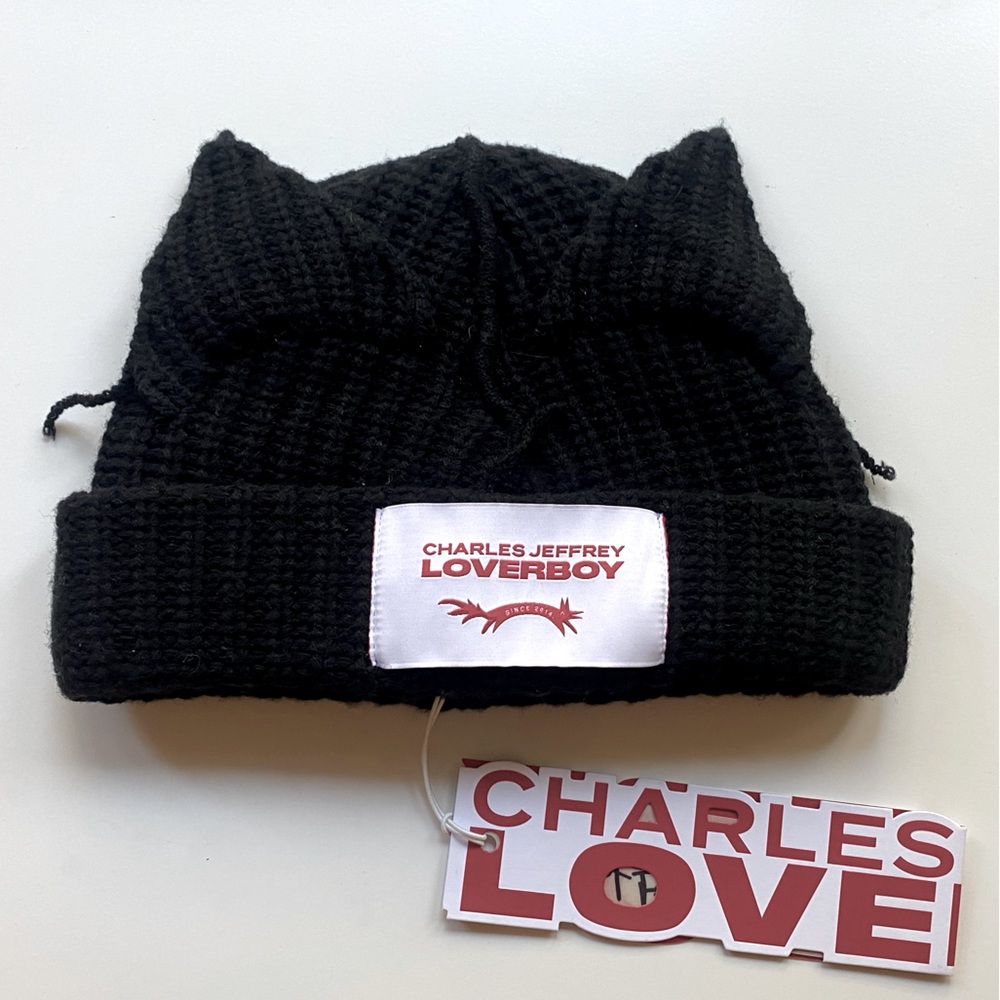 CHARLES JEFFERY LOVERBOY BLACK CHUNKY EARS BEANIE O/S UNISEX